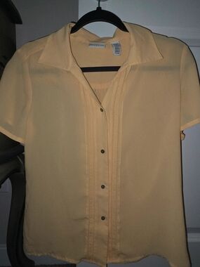 Covington Peach Short-Sleeve Polyester Top